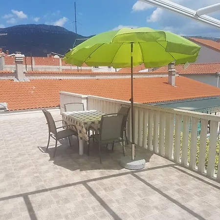 Appartamento Mate Kaštela